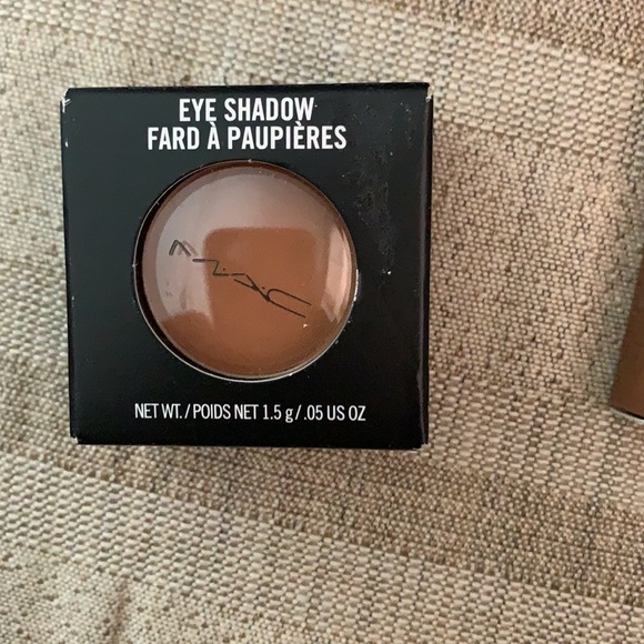 MAC Cosmetics MAC Eyeshadow Texture Velvet 1.5G - Picture 5 of 6